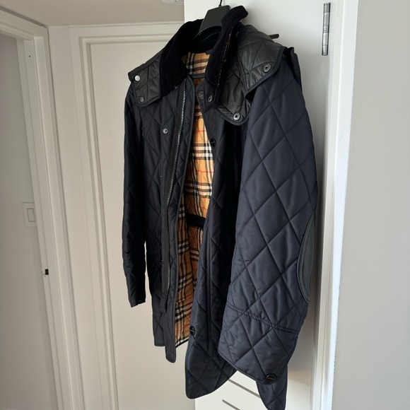 Burberry Jacket - Picture 3 of 10